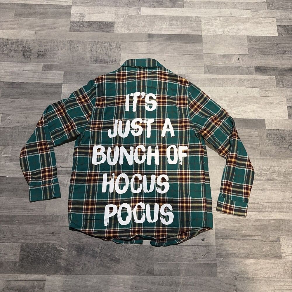Disney Hocus Pocus Shirt Med It's Just a Bunch of Hocus Pocus Cakeworthy Flannel